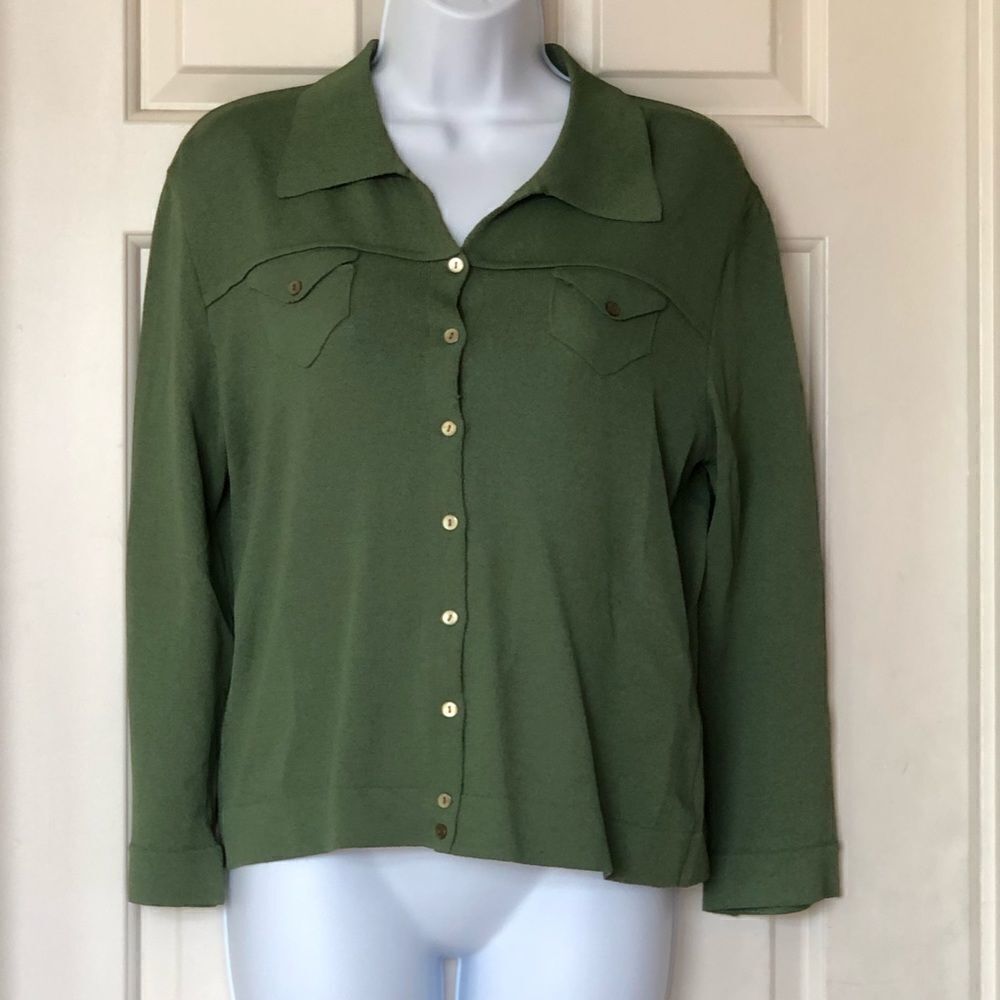 Ball Of Cotton Button Up Collared cardigan - Picture 2 of 9